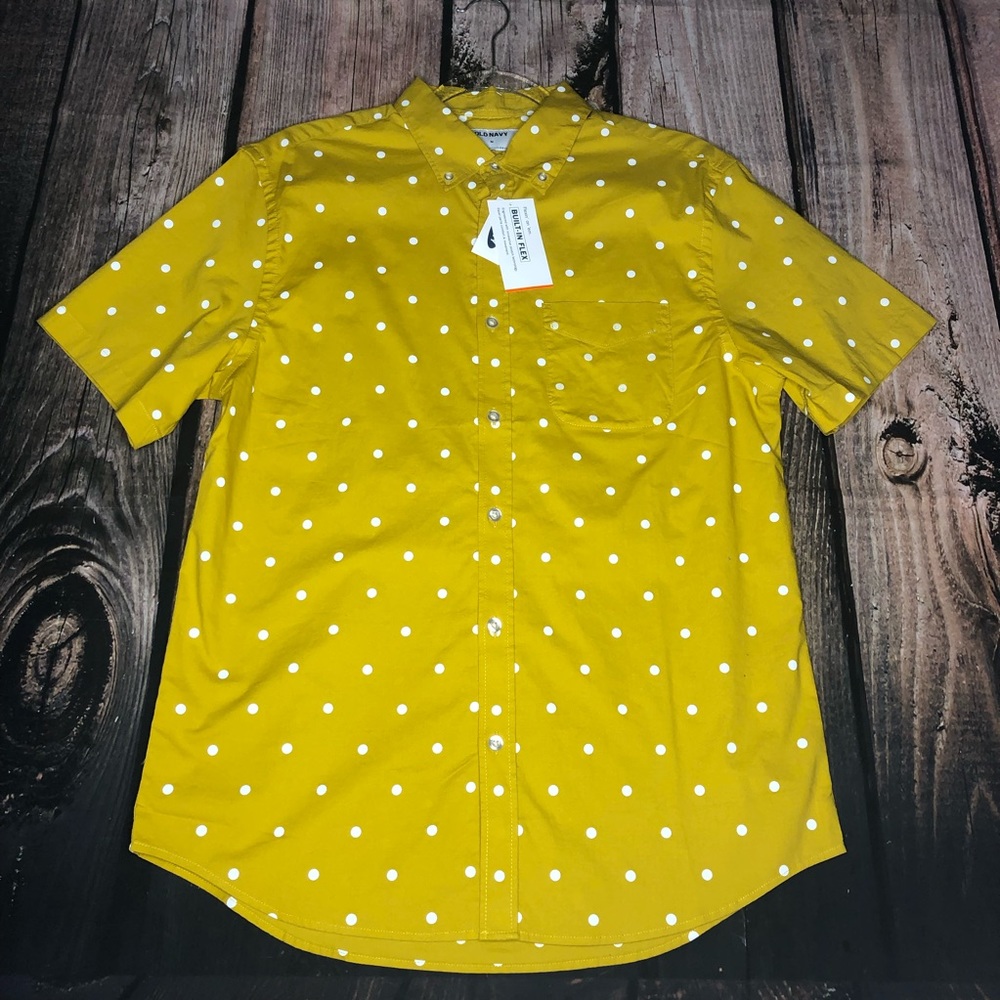 Old Navy Yellow Polka Dot Button down Shirt Medium